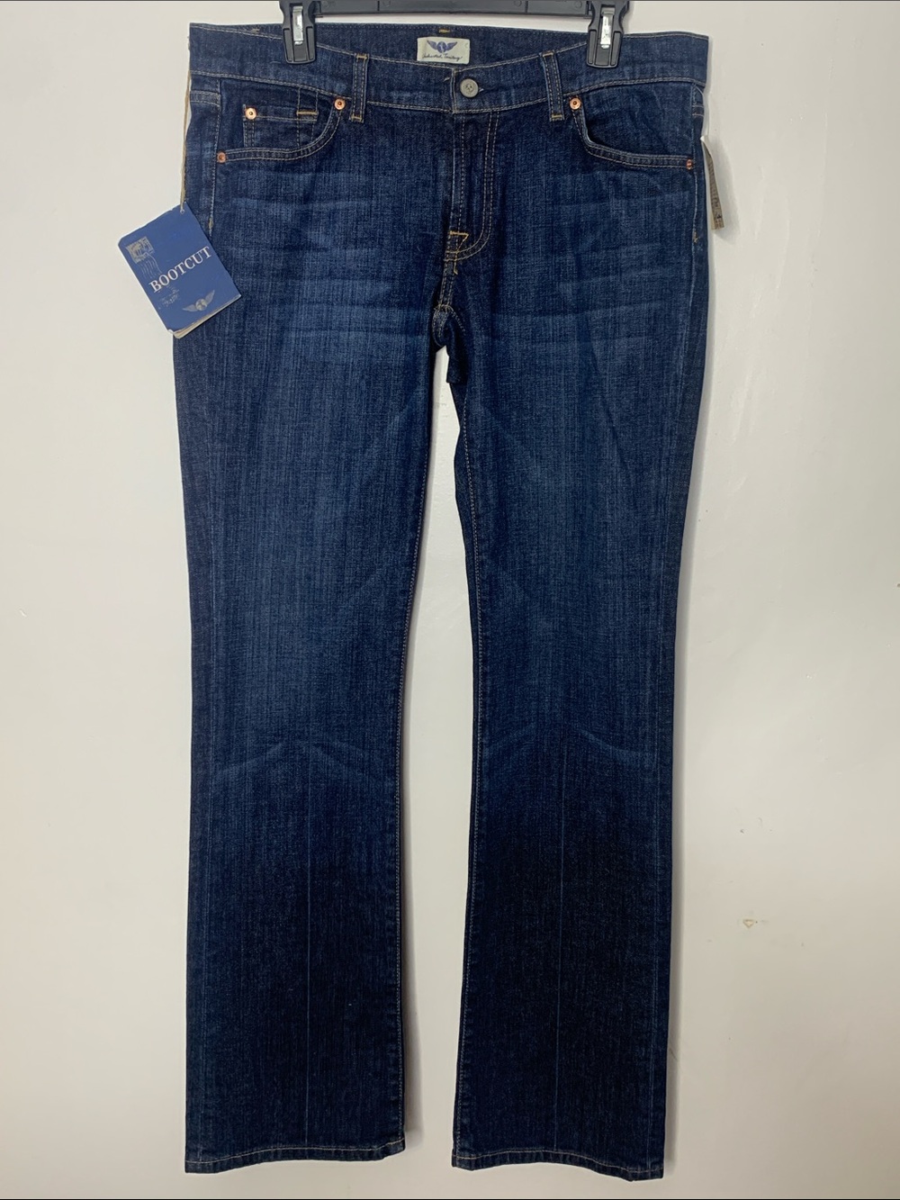 New VTG Uncharted Territory lowrise Dark Denim Bootcut Jeans Size 31 34” inseam - Picture 1 of 11
